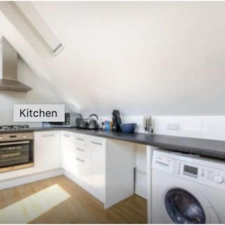 2-Bed Loft Apartment For 5Ppl With Private Parking Beckenham Esterno foto
